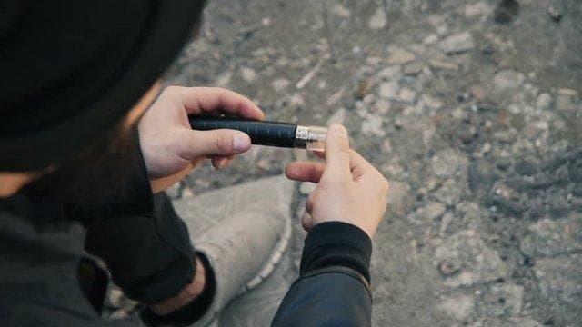 EINWEG 2026 review and user guide on is e cigarette better than smoking with real EINWEG experiences