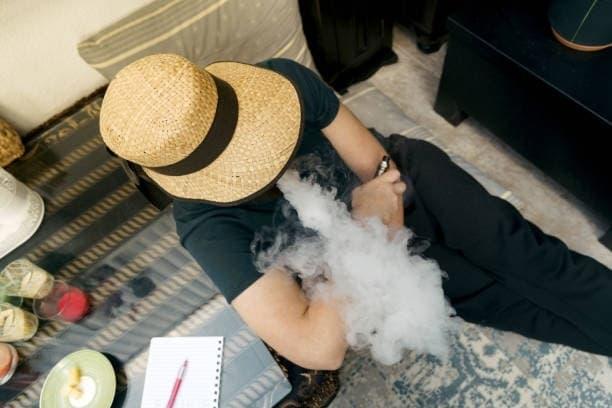 trực tiếp bóng đá Fans and Campus Health Guide to Identifying the sign of e-cigarette use in a classroom