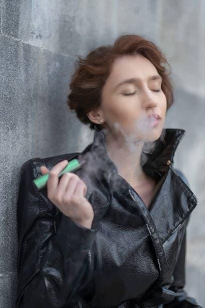 Complete guide for trực tiếp bóng đá viewers and why the claim most e cigarettes contain only water and flavoring is often inaccurate