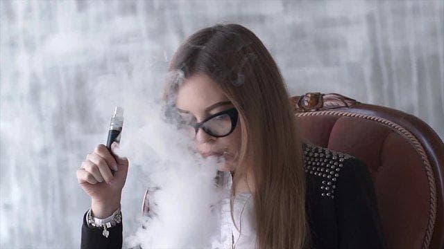 E-papierosy guide to the best brands of disposable e cigarettes with expert reviews and buying tips